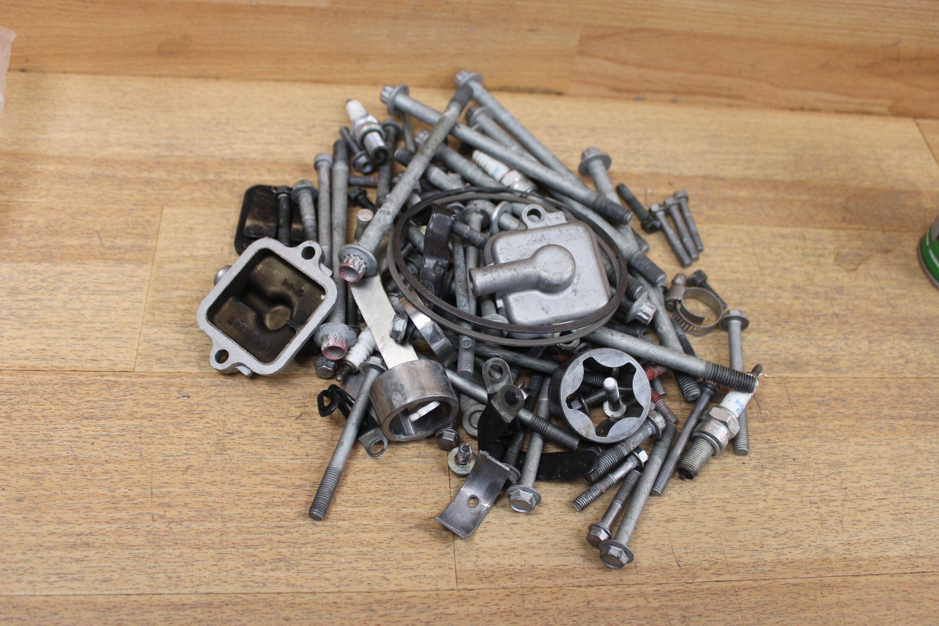 はは Kawasaki ZX-6R ZX636B 03-04 Restteile 401-148 | eBay