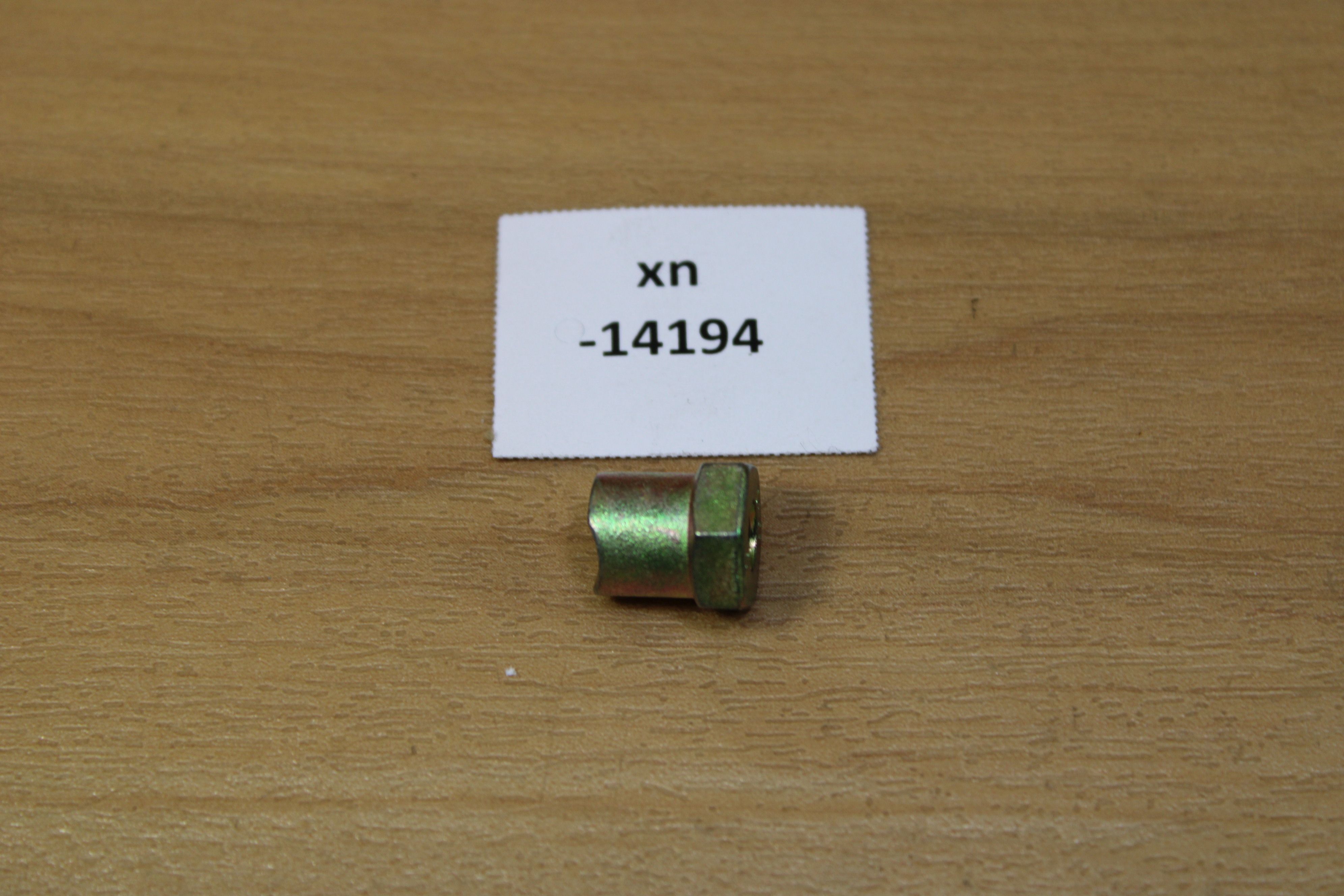 Kymco 95015-42000 MS4147 NUT B ADJUST NOS NEU genuine xn14194
