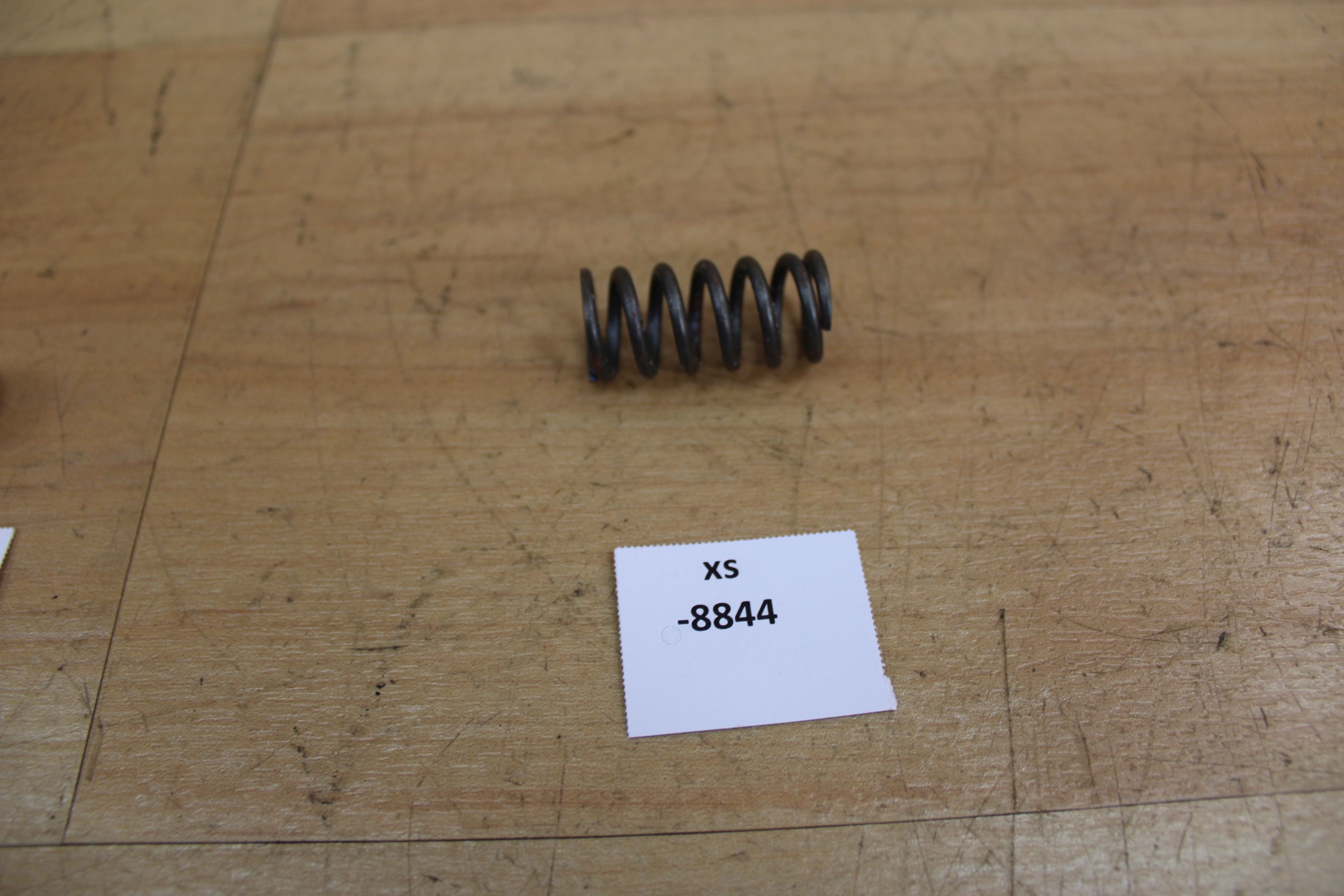Suzuki 09440-19013 Spring NOS NEU xs8844 | eBay