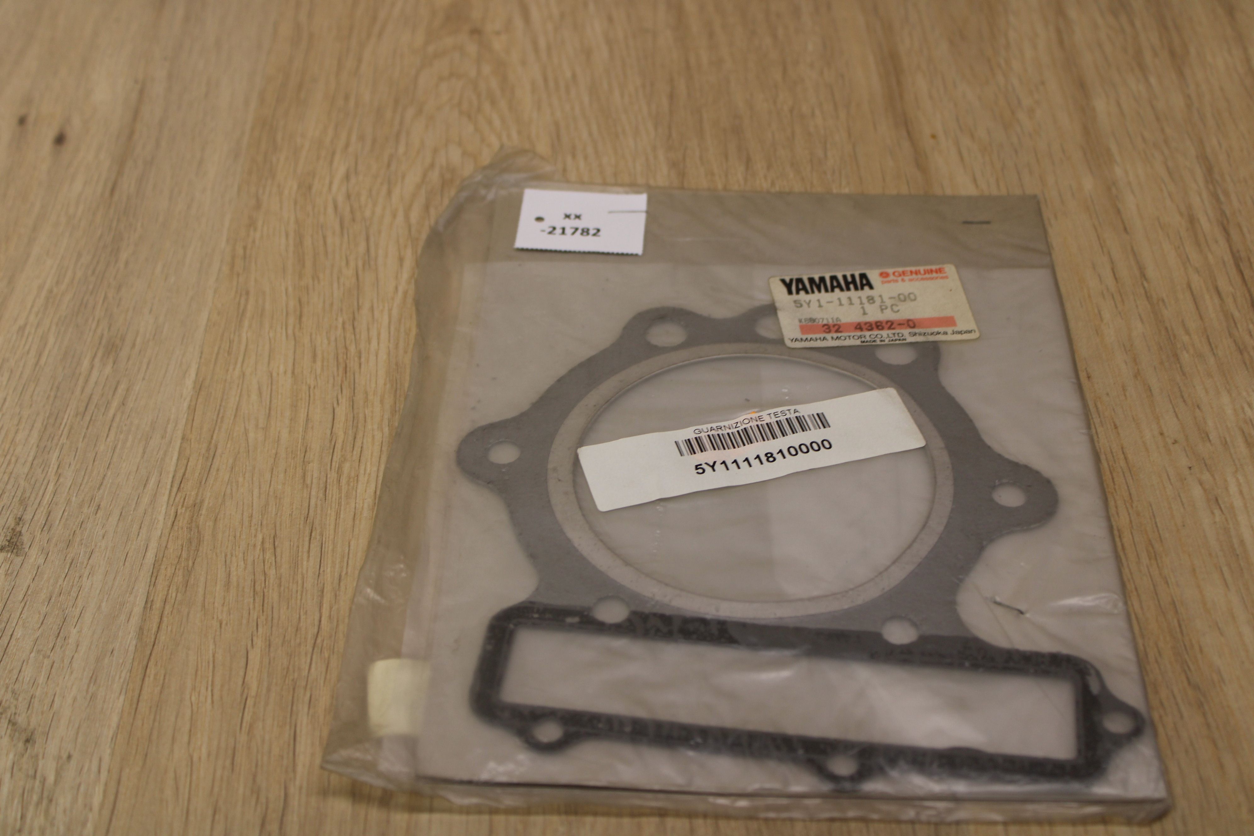 Yamaha 5Y1-11181-00 Gasket, Cylinder Head 1 NOS NEU genuine