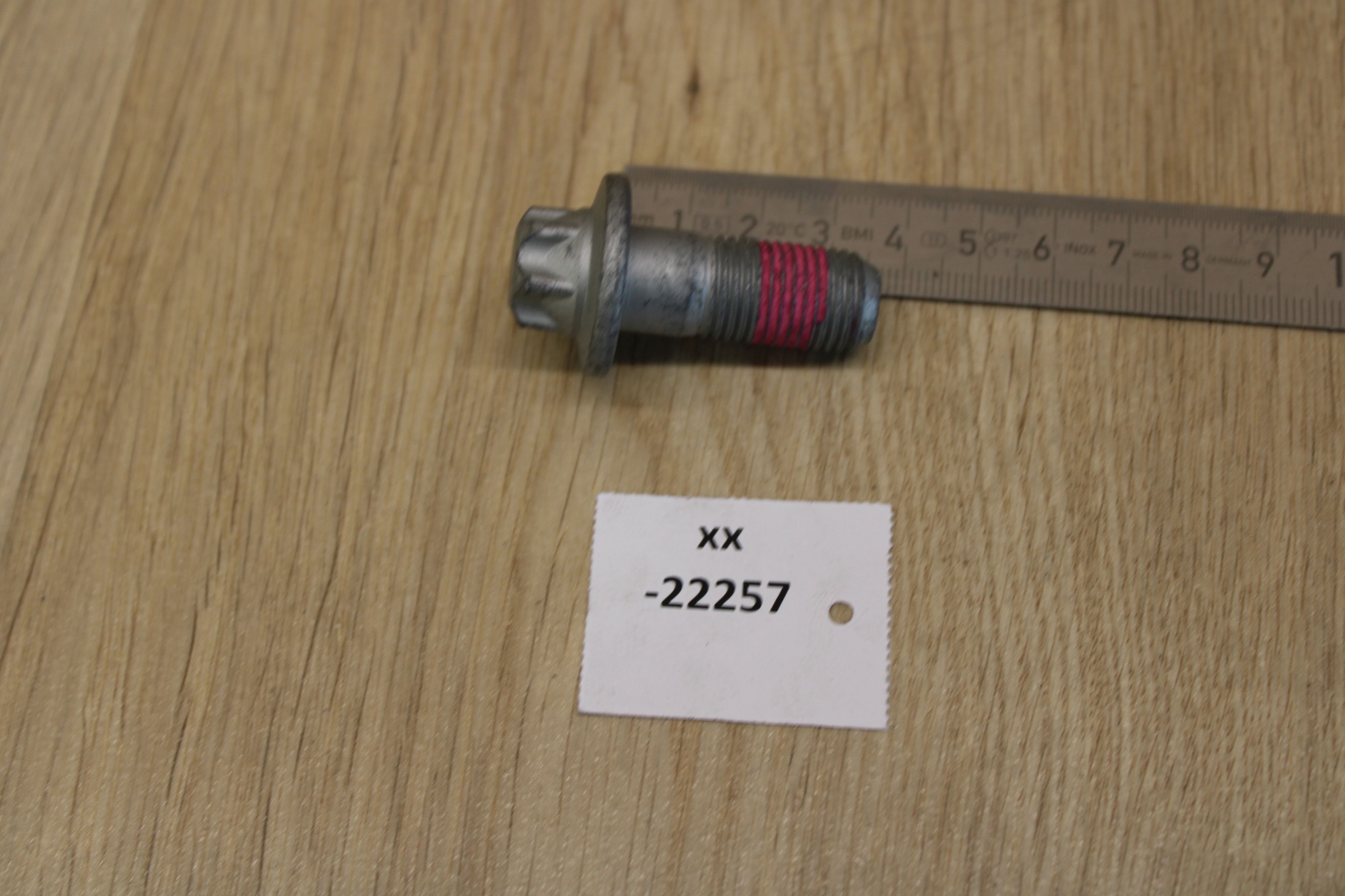 Citroen / Peugeot 364813 3648.13 Schraube NOS NEU genuine xx22257