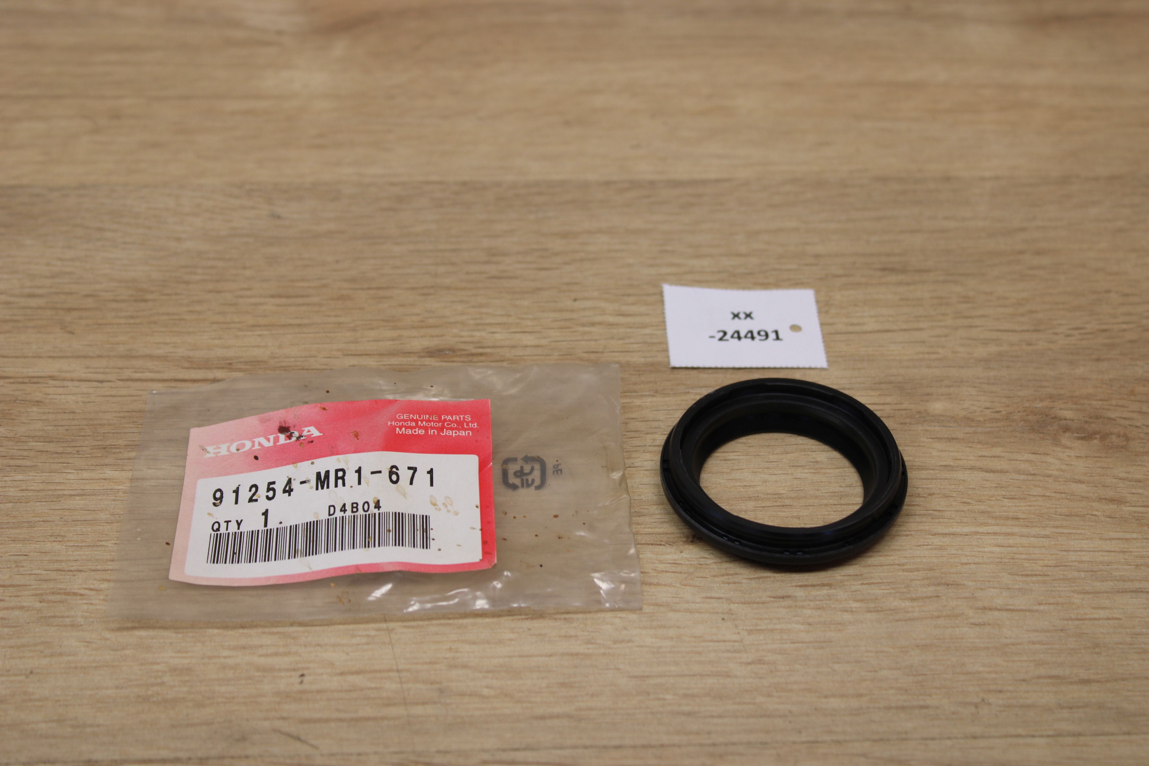 すーページ Honda 91254-MR1-671 Dust Seal, Fr Fork NOS NEU genuine xx24491 | eBay