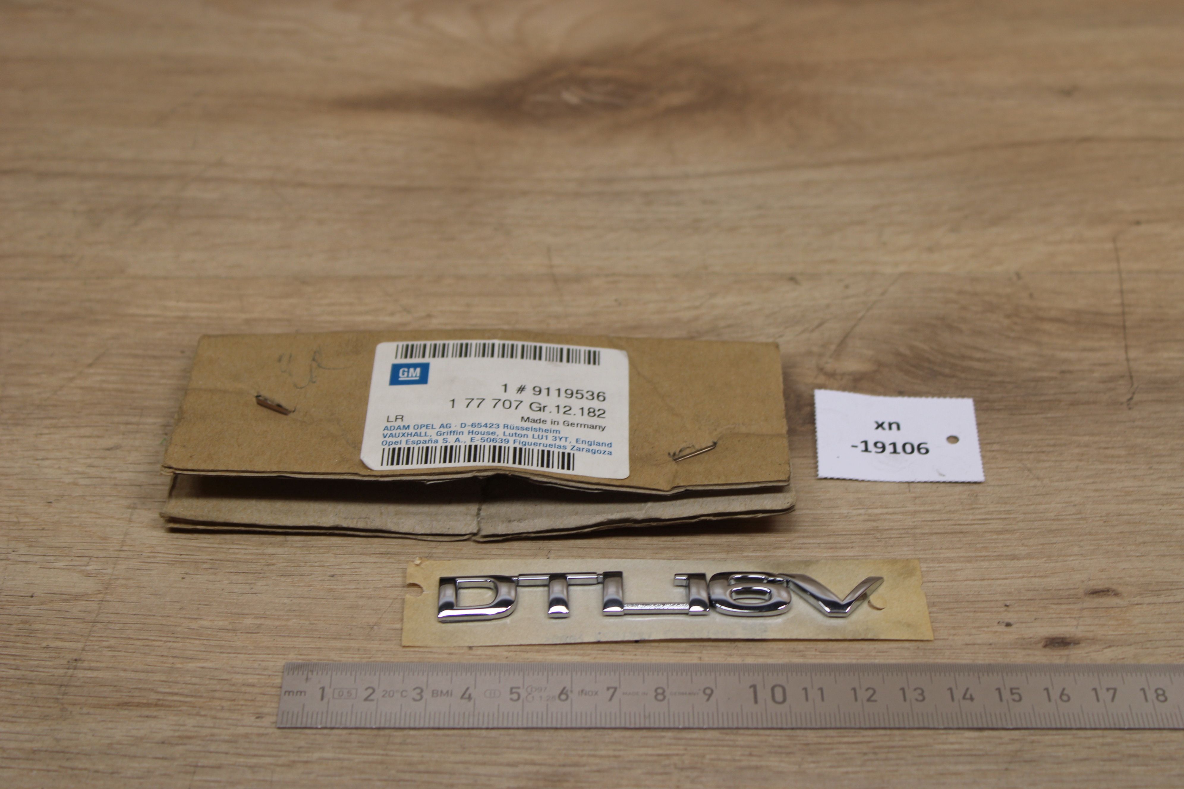 とと GM General Motors 9119536 177707 DTI 16V Schriftzug NOS NEU