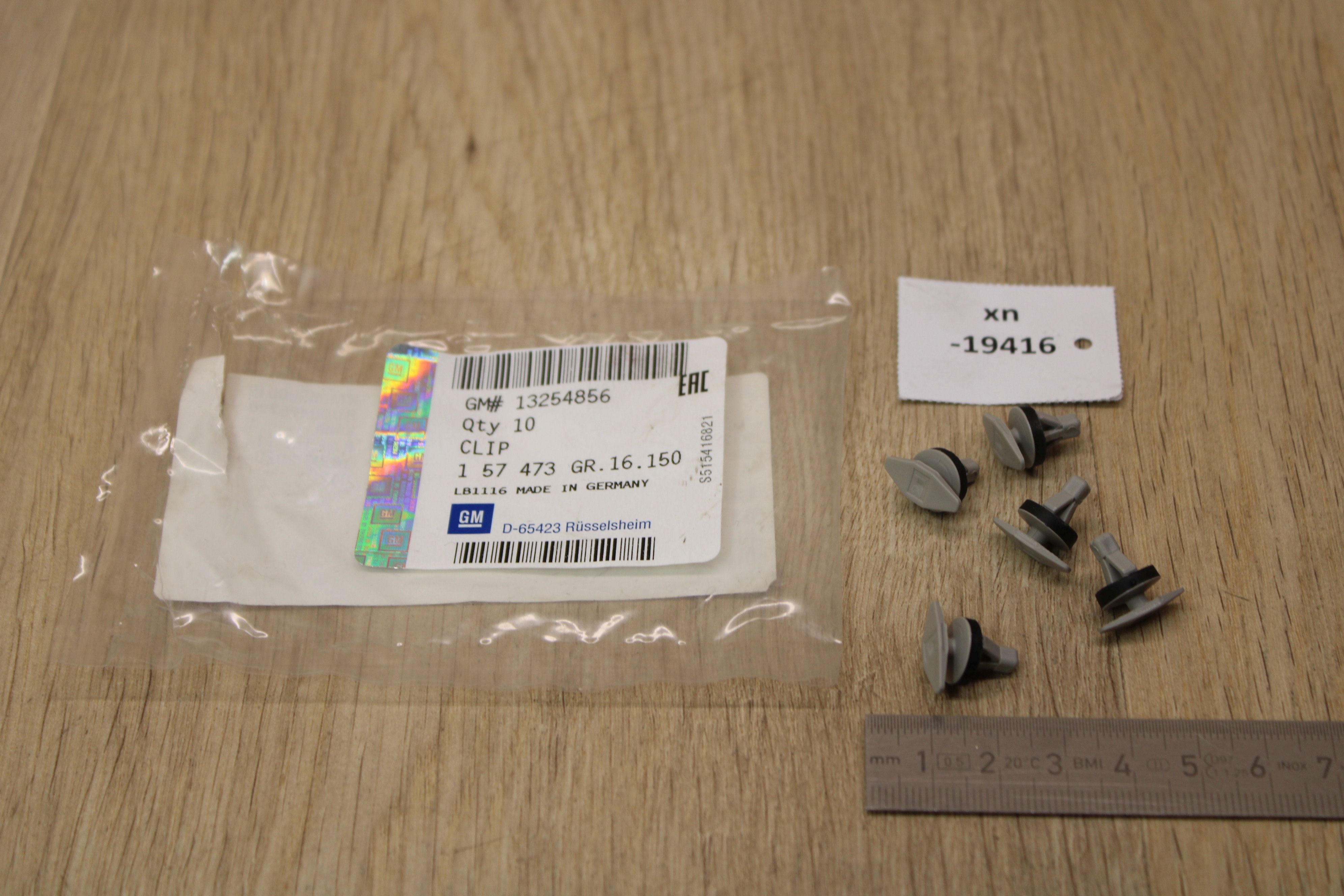 GM General Motors 13254856 157473 Clips Abdichtung NOS NEU genuine