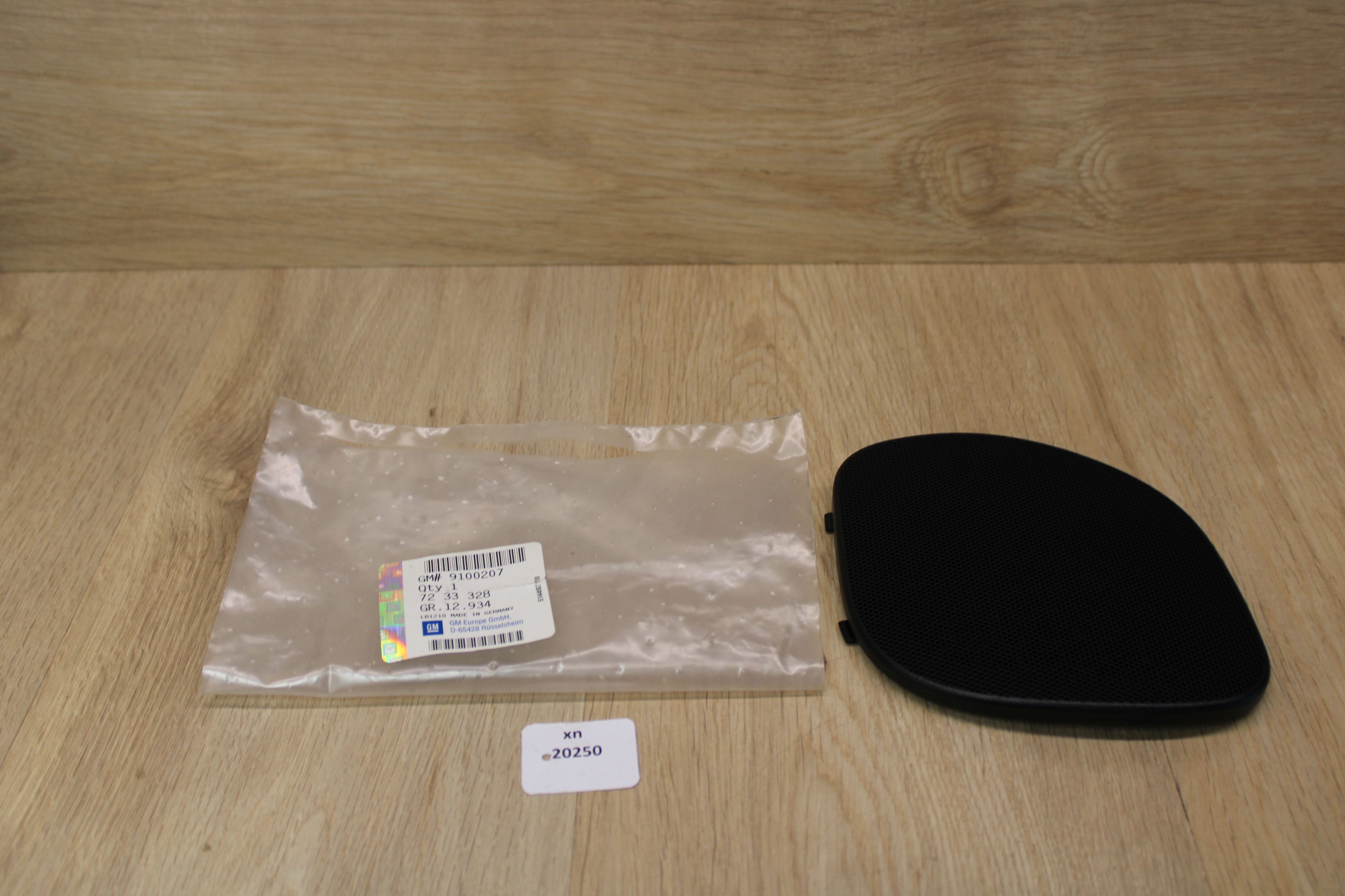 GM General Motors 9100207 7233328 Blende Links Schwarz NOS NEU