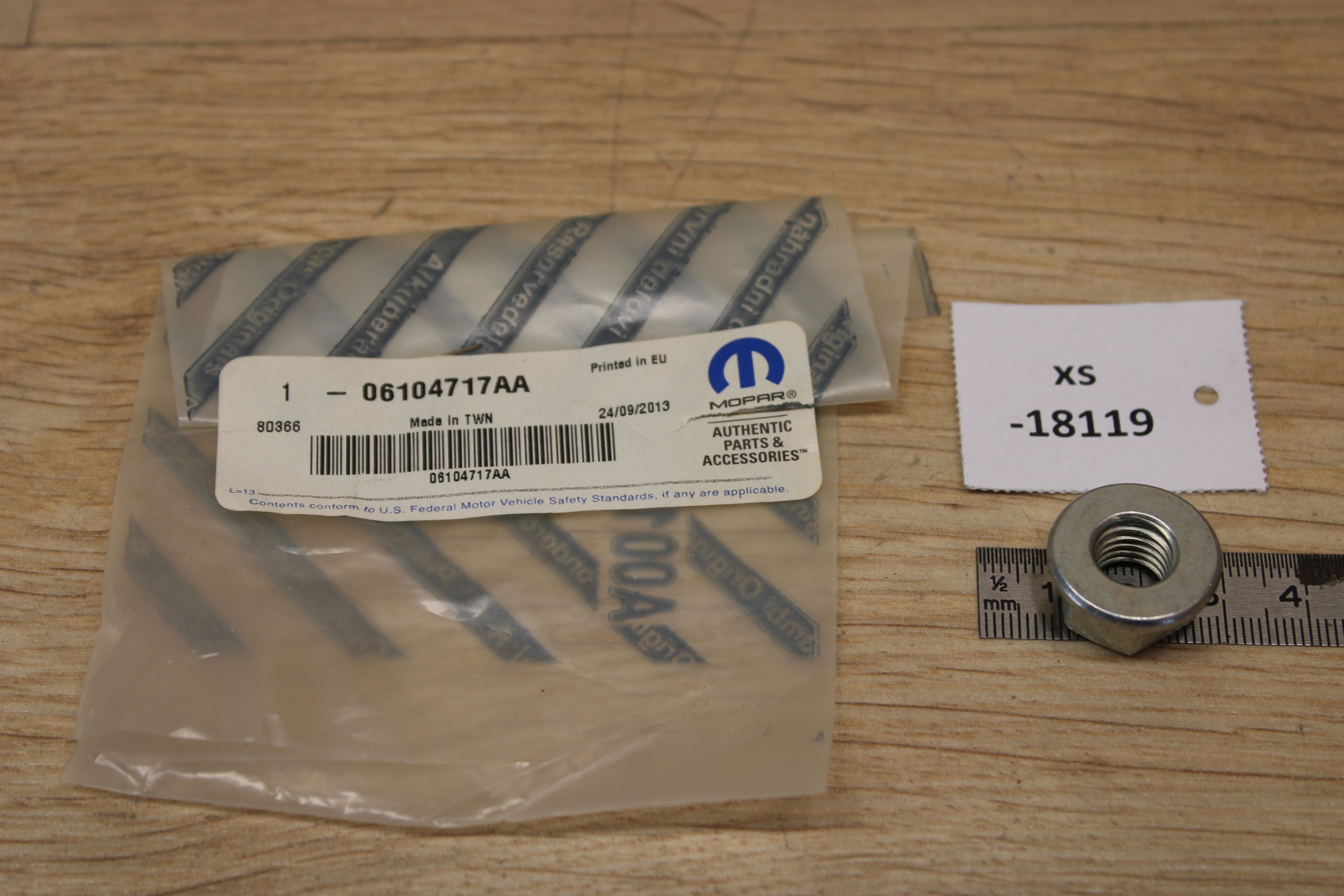 manamama MOPAR 6104717AA Hex Flange Lock Nut NOS NEU genuine xs18119