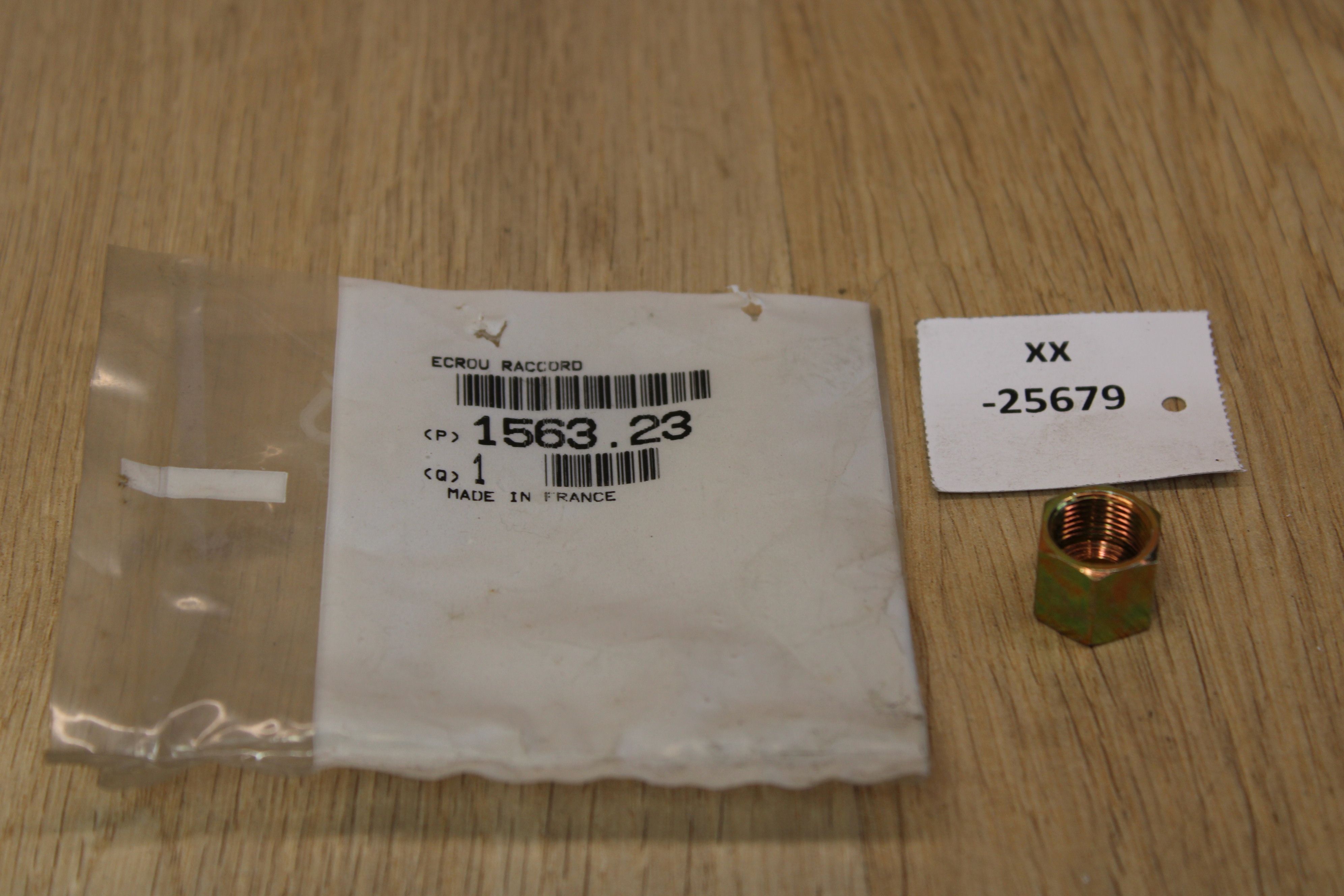 Citroen/ Peugeot 156323 1563.23 Überwurfmutter NOS NEU genuine