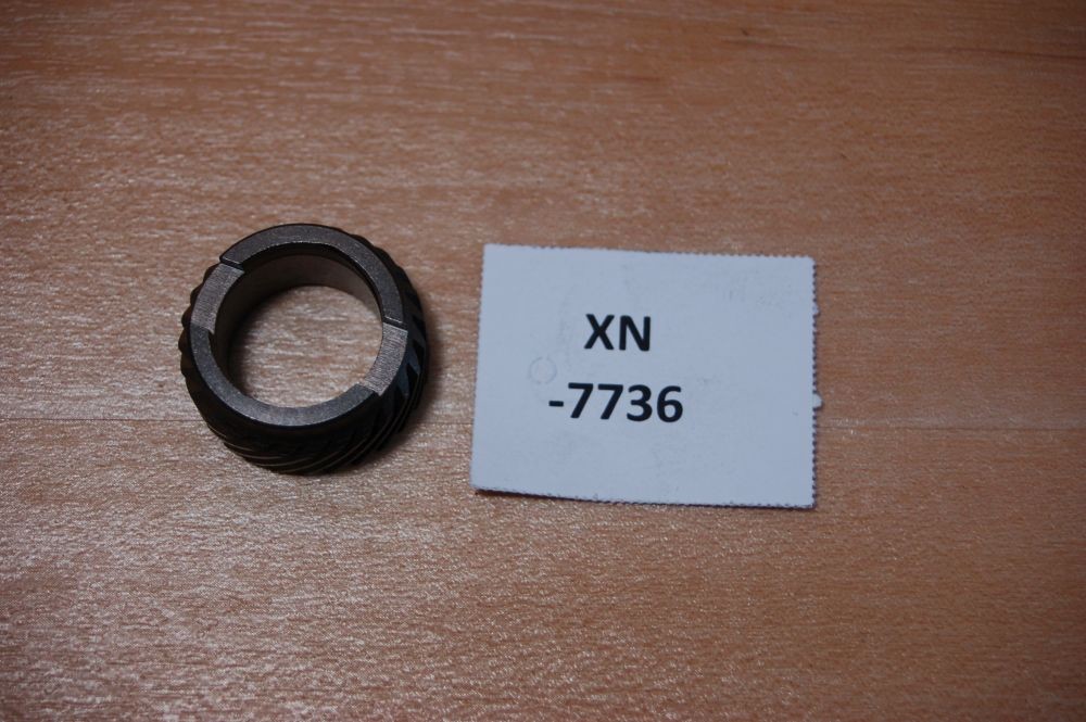 Suzuki 54611-28402 GEAR, SPEEDOMETER (NT:27) Genuine NEU NOS